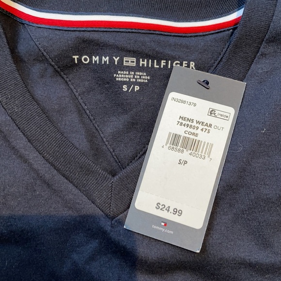Men’s Tommy Hilfiger V Neck - Picture 3 of 3